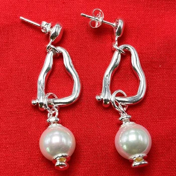 2023 UNOde50 Predaj Hot Vysoká Kvalita Jednoduché Pearl dámske Náušnice Romantické Šperky, Darček Taška v Európe a Amerike